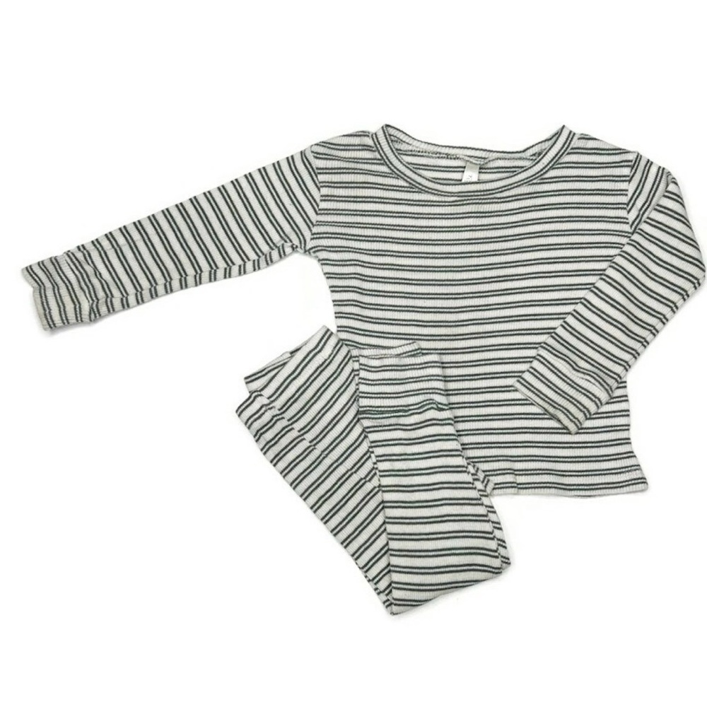 Rylee + Cru‎ Ribbed Pajama Set